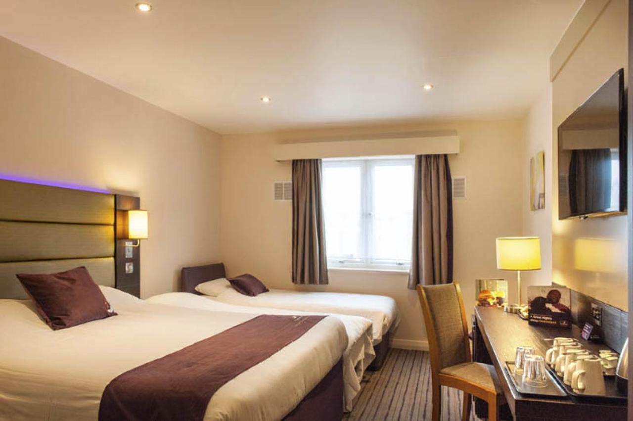 Premier Inn London Croydon West - Purley A23 Exterior foto